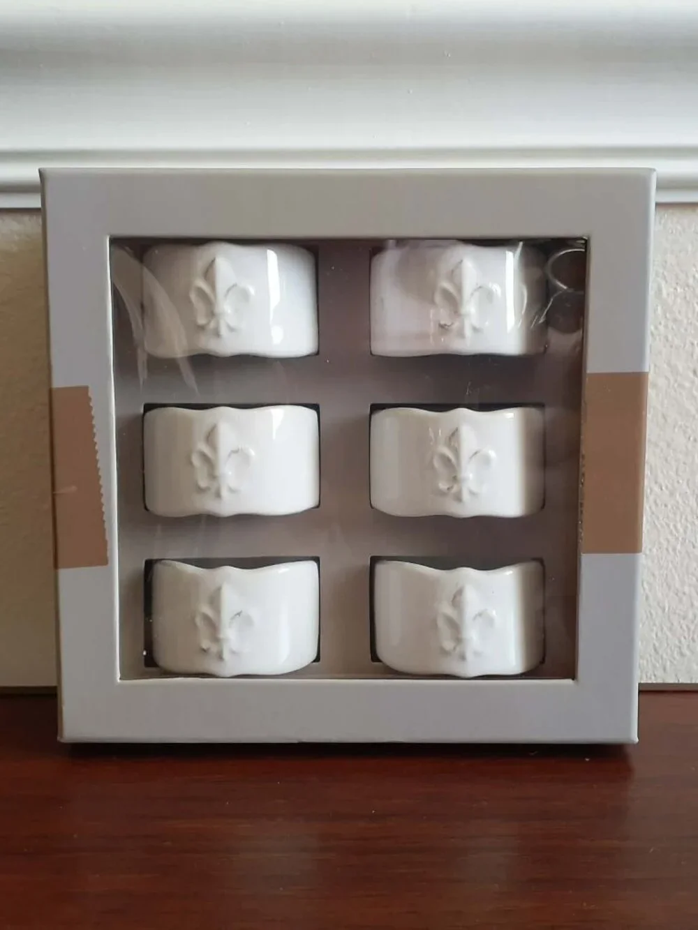 Elegant White Ceramic Fleur-De-Lis Napkin Rings